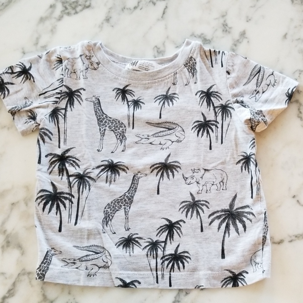 Grey Animals T-shirt, Size 1.5 - 2 Y